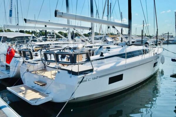 Bavaria C42