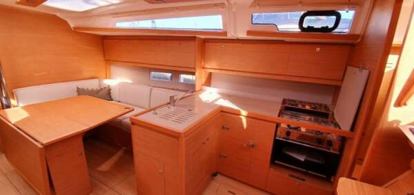 Dufour 390 - immagine 3