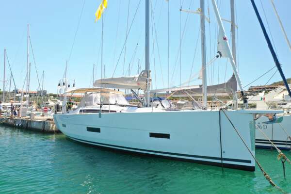 Dufour 430