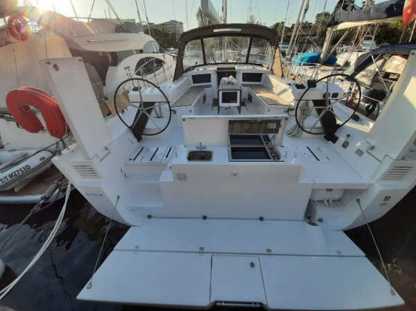 Dufour 530 - immagine 2