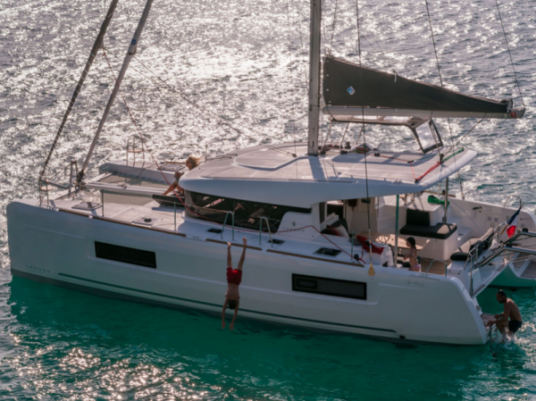 Lagoon 40