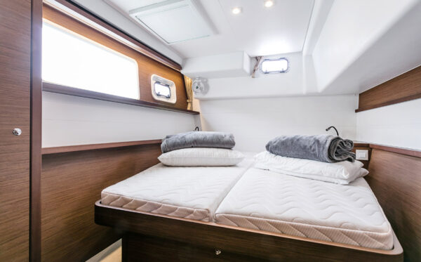Lagoon 450 - immagine 2