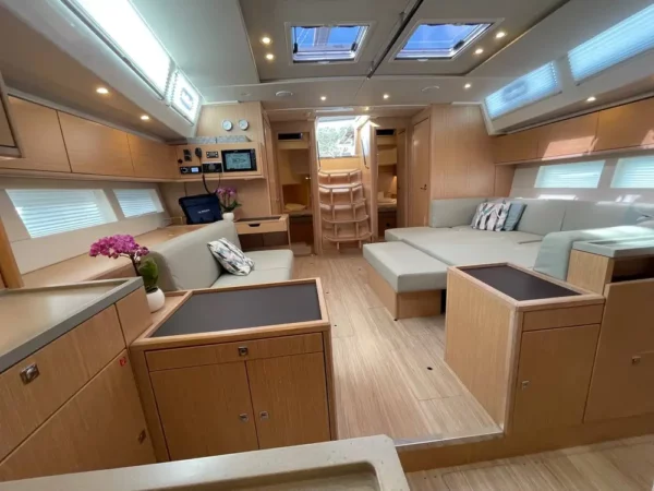 Bavaria C57 - immagine 3